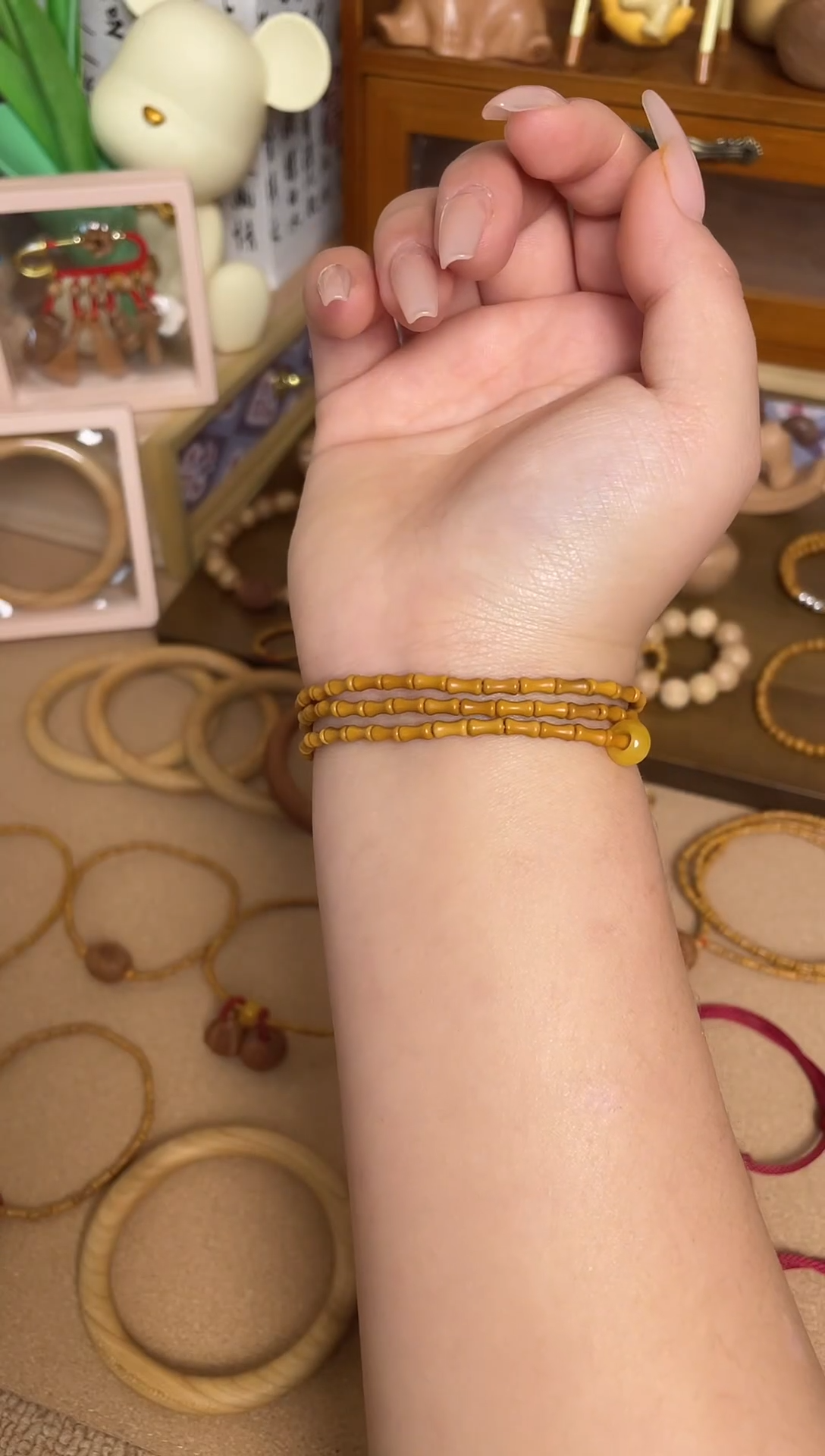 三圈竹节素款加黄跑环一物一拍