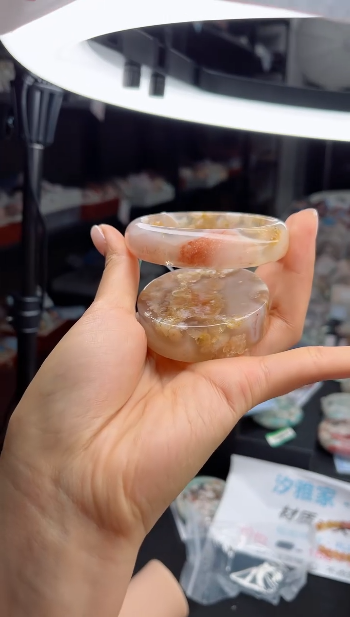 石英质玉手镯未镶嵌57圈口（赠送镯心）3658288