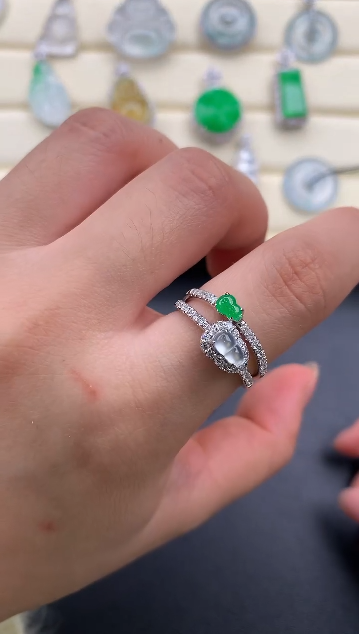 【闪购商品】翡翠颈饰18K金镶嵌X134       