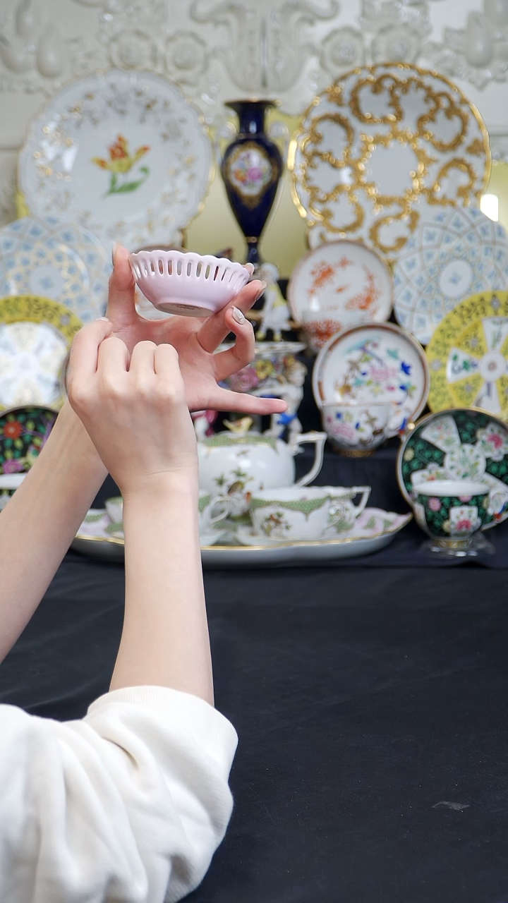 骨瓷婷婷中古器物如图所示26