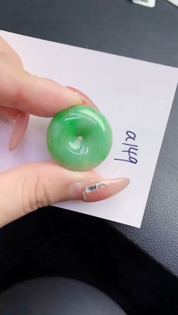 【闪购商品】翡翠颈饰未镶嵌000000000000