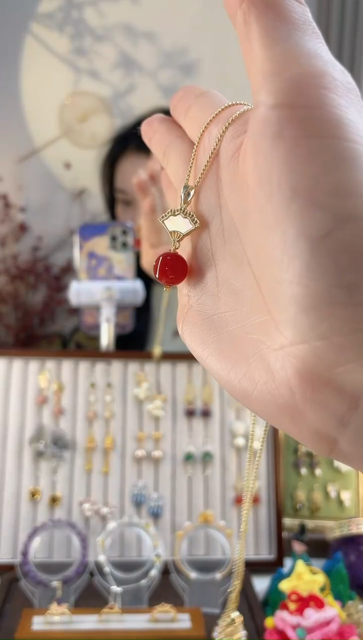 铜合金无铜合金无红扇子项链