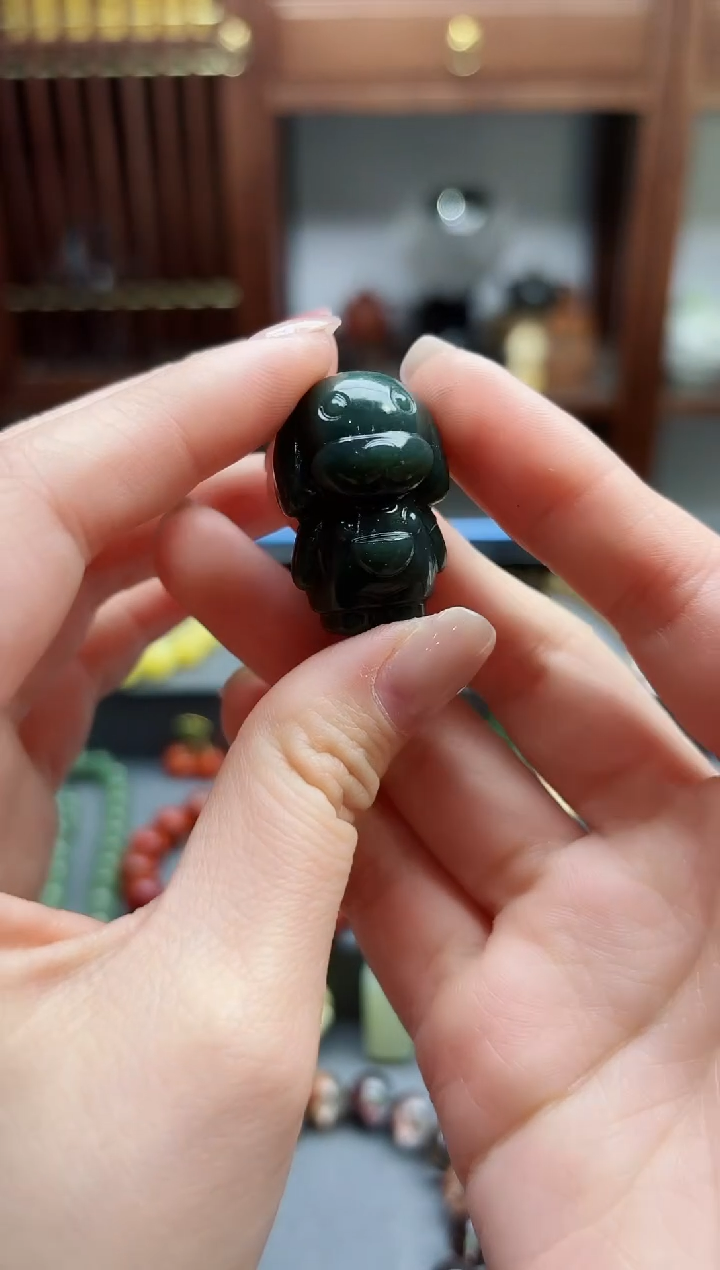 【闪购商品】和田玉吊坠未镶嵌青玉小狗吊坠QC编绳