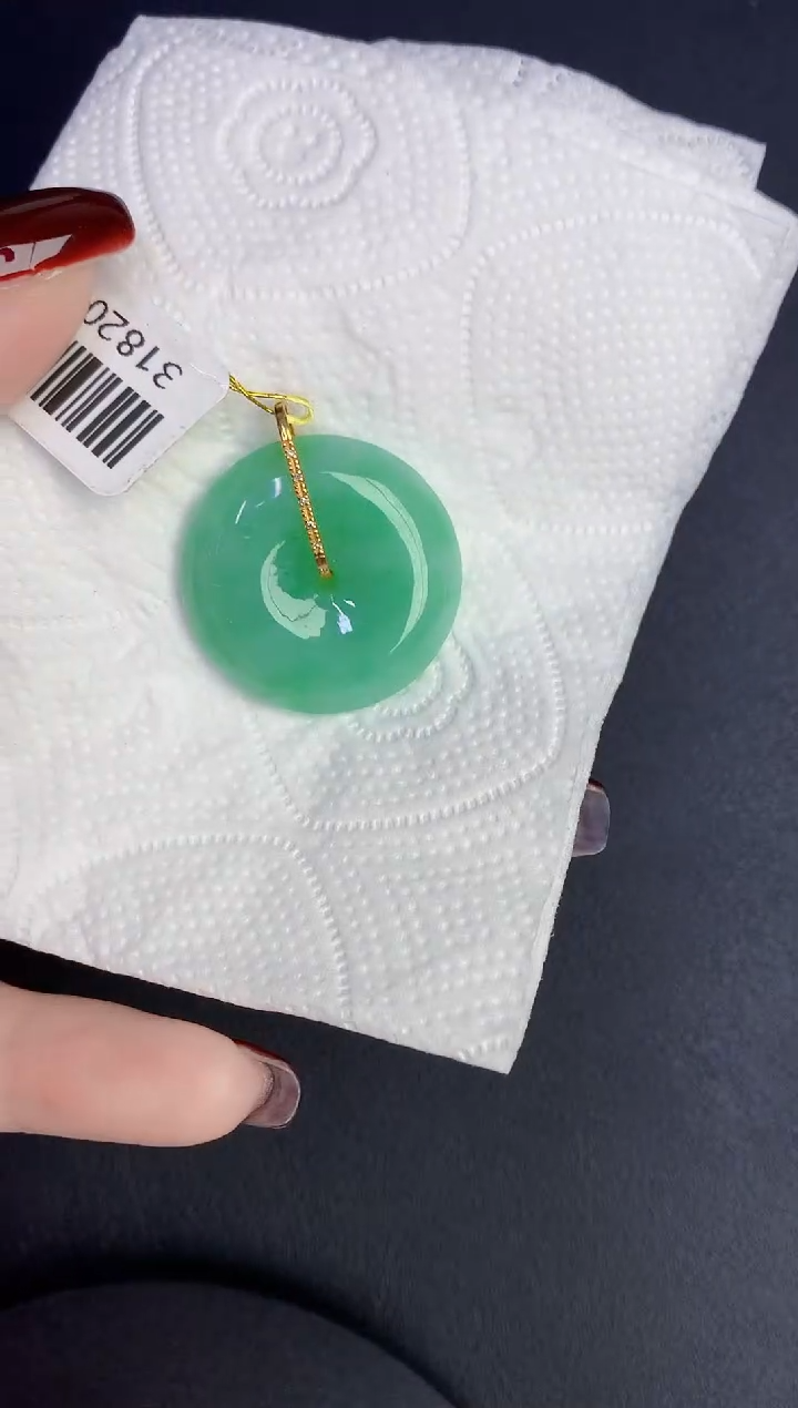 颈饰18K金镶嵌翡翠缅甸天然翡翠a货