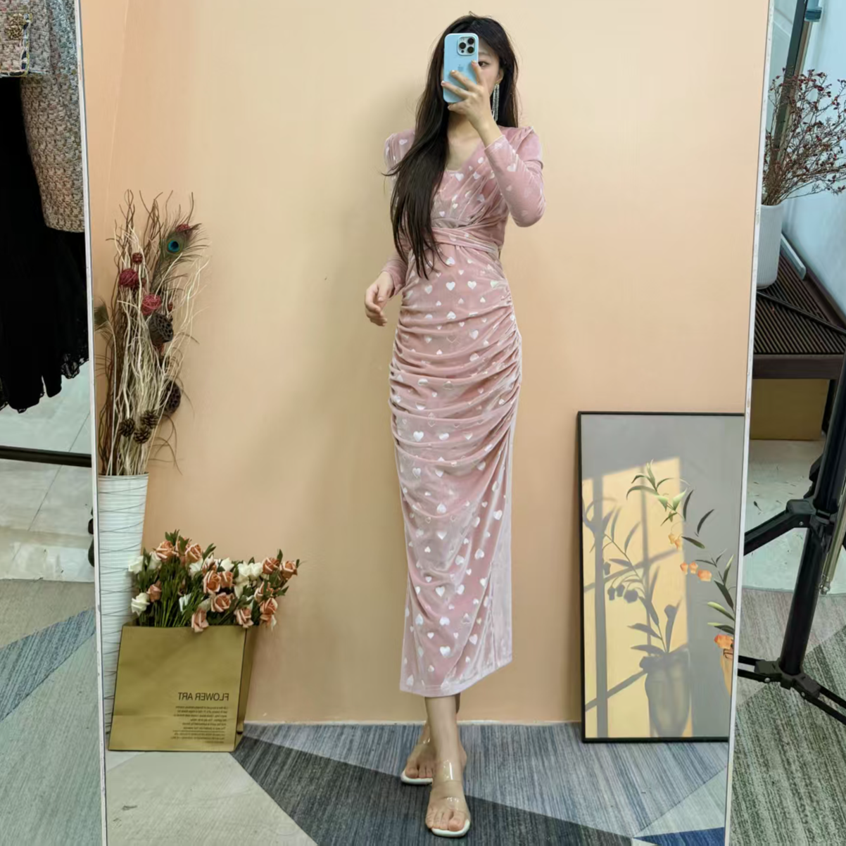 [依易原创]气质轻奢桃心印花修身显瘦丝绒褶皱连衣裙D0714