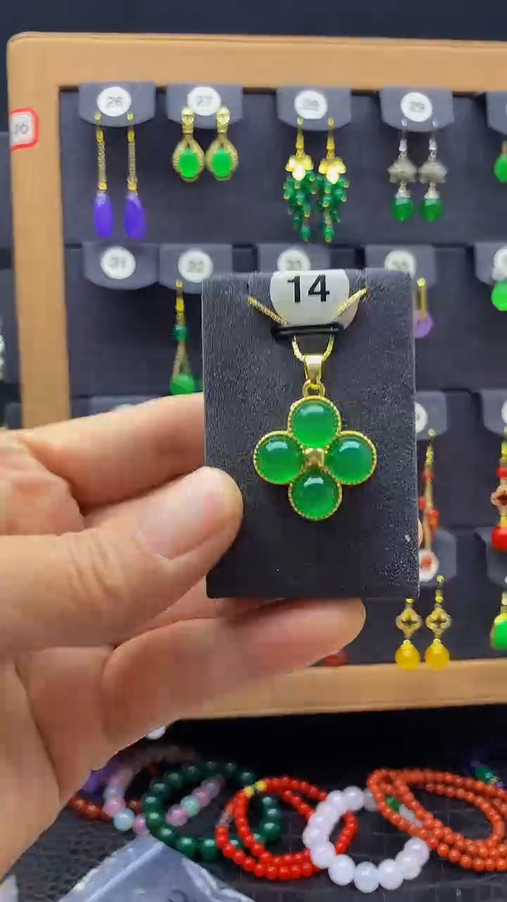 【闪购商品】玛瑙/玉髓耳坠银S925镀金镶嵌吊坠014