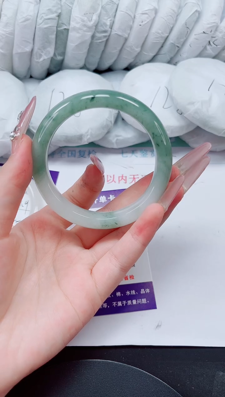 石英质玉手镯未镶嵌206-55/56