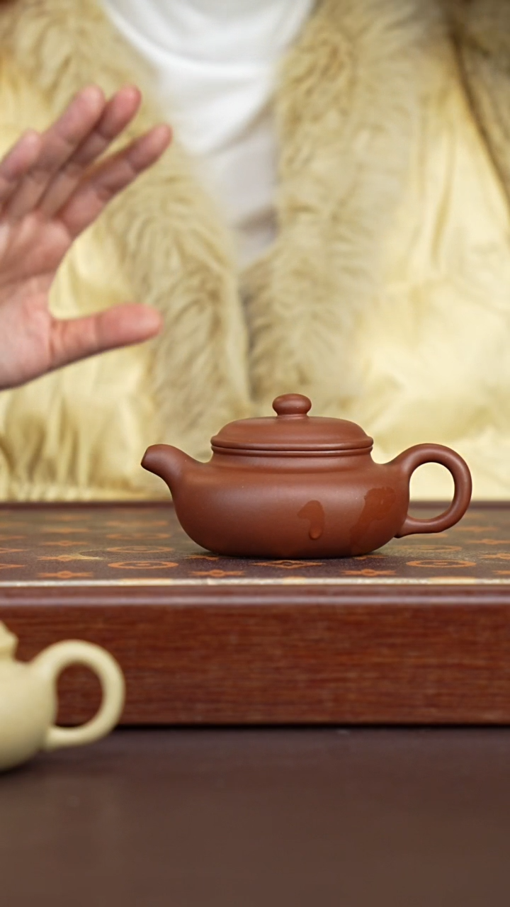 茶壶紫砂平台底槽青仿古