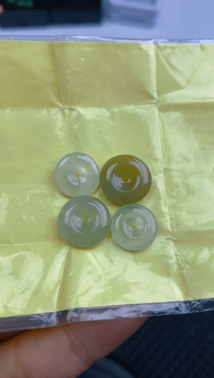 翡翠裸石天然翡翠蛋面39