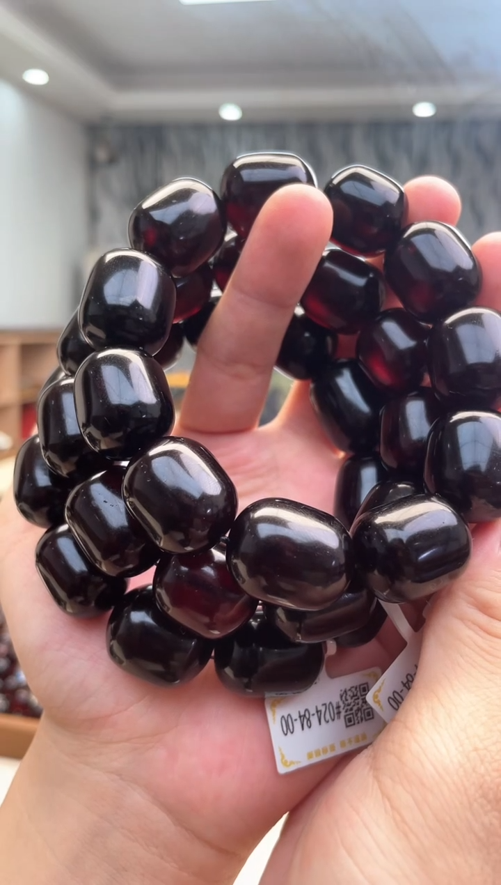 未镶嵌琥珀裸石17mm翳珀八棱珠手串多样性发其中一件