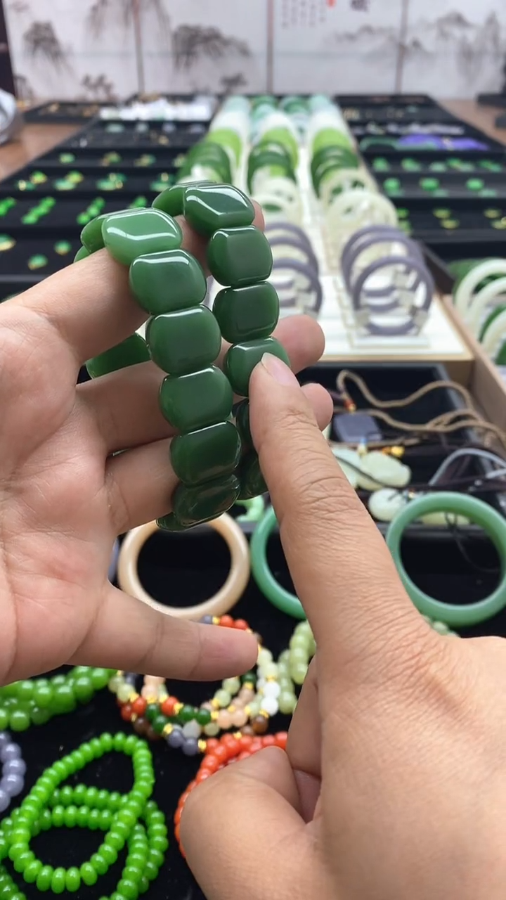 【闪购商品】和田玉（碧玉）手链未镶嵌pp
