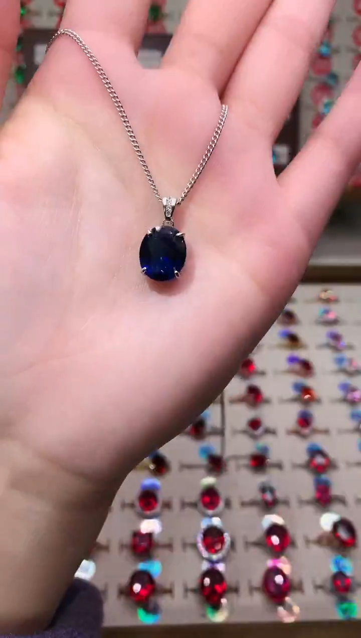 无925银典藏 轻奢 鸽血红红色系10*12银托吊坠赠链