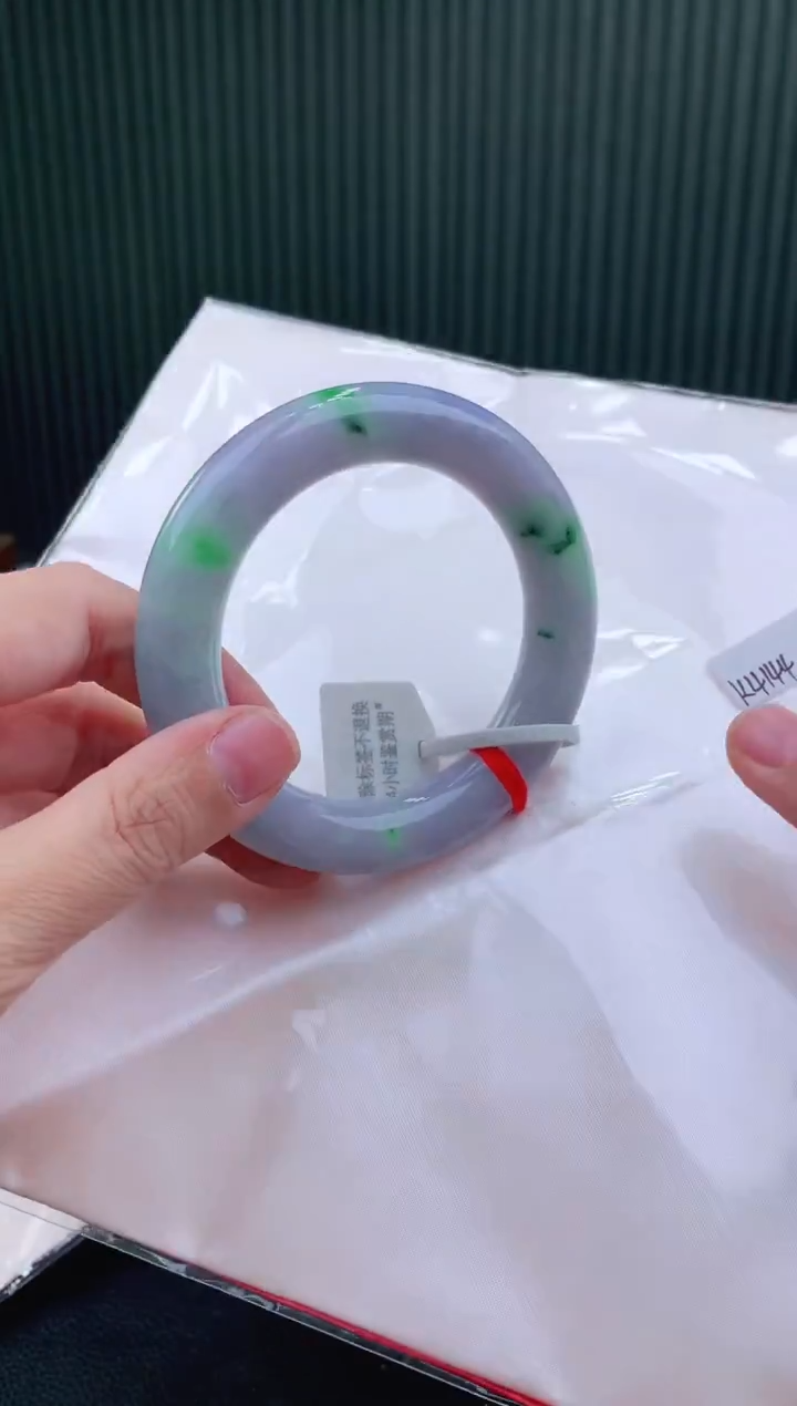 未镶嵌手镯翡翠56