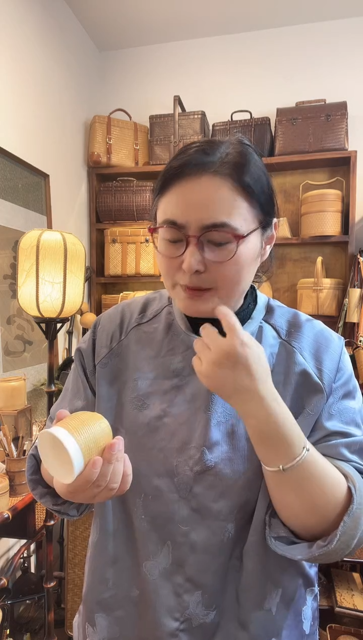 PY30竹丝精编白玉瓷收口杯