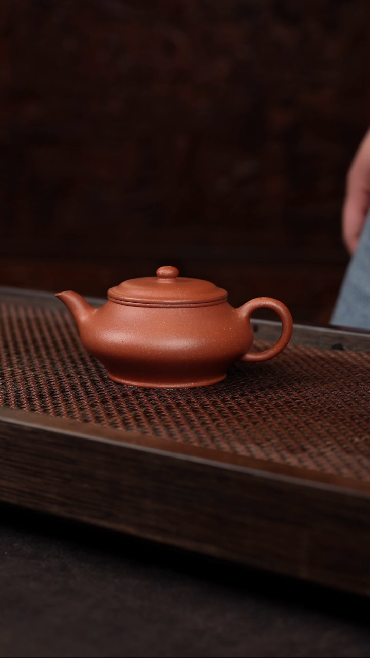 【闪购商品】紫砂茶壶红降坡虚扁【带矿标证书】