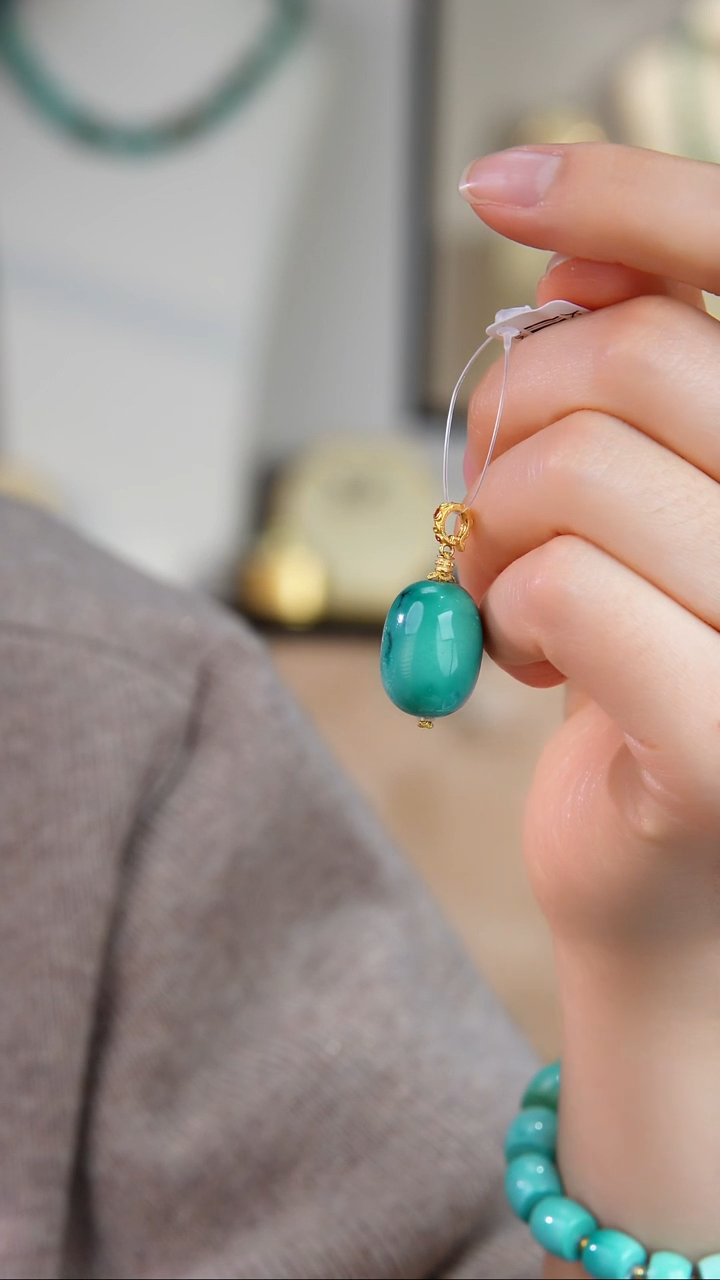 18K金镶嵌绿松石吊坠(不含链)1