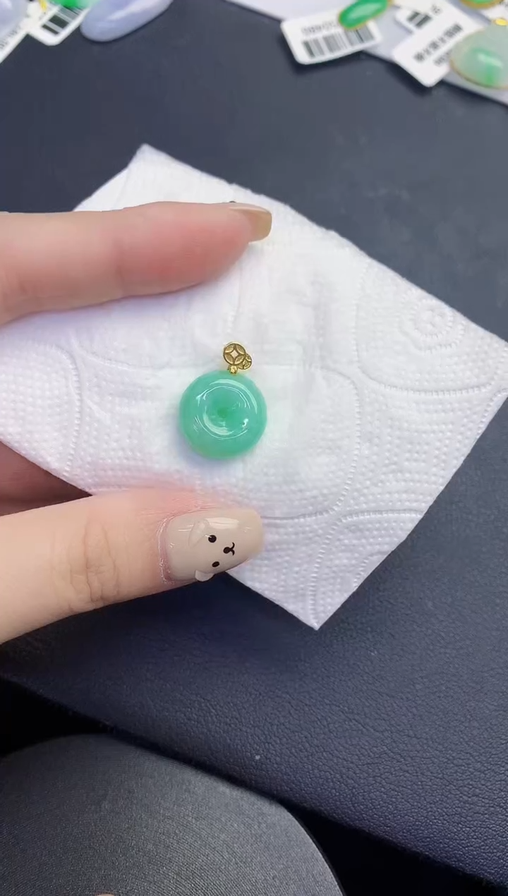 颈饰未镶嵌翡翠缅甸天然翡翠A货