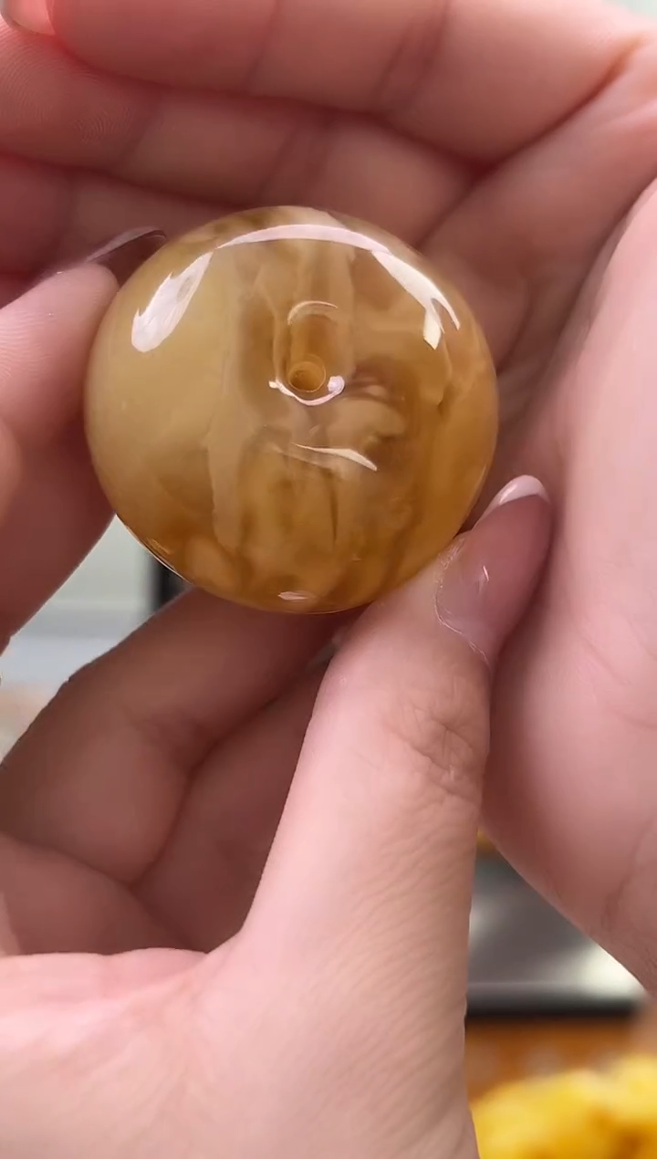 未镶嵌琥珀裸石琥珀蜜蜡吊坠