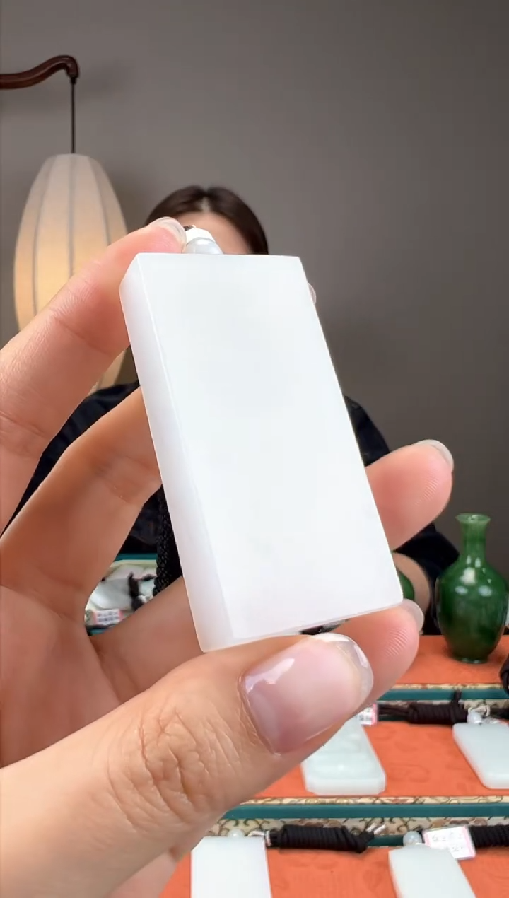 【闪购商品】和田玉颈饰未镶嵌1