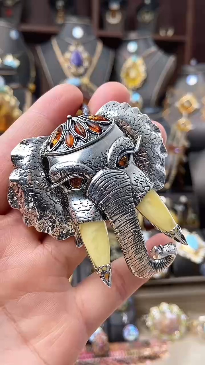 【闪购商品】琥珀颈饰银S925镶嵌大吊坠