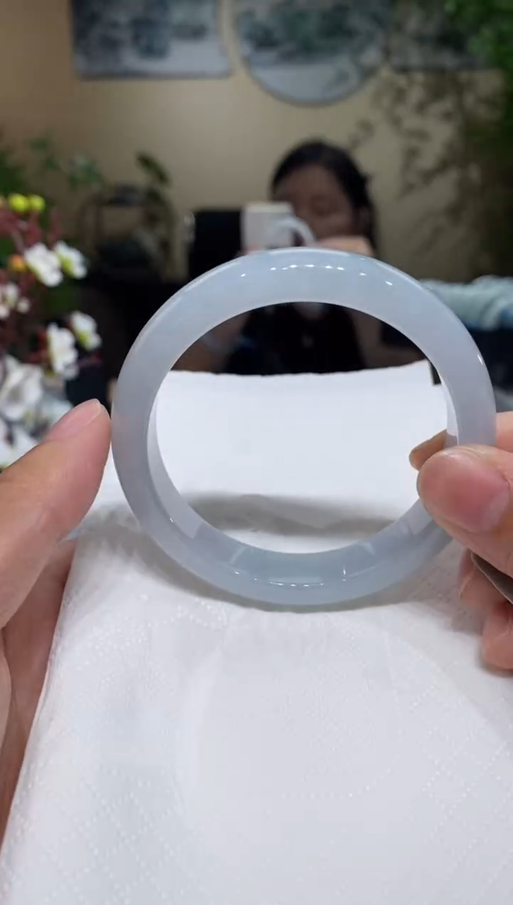 翡翠手镯未镶嵌圈口56-57