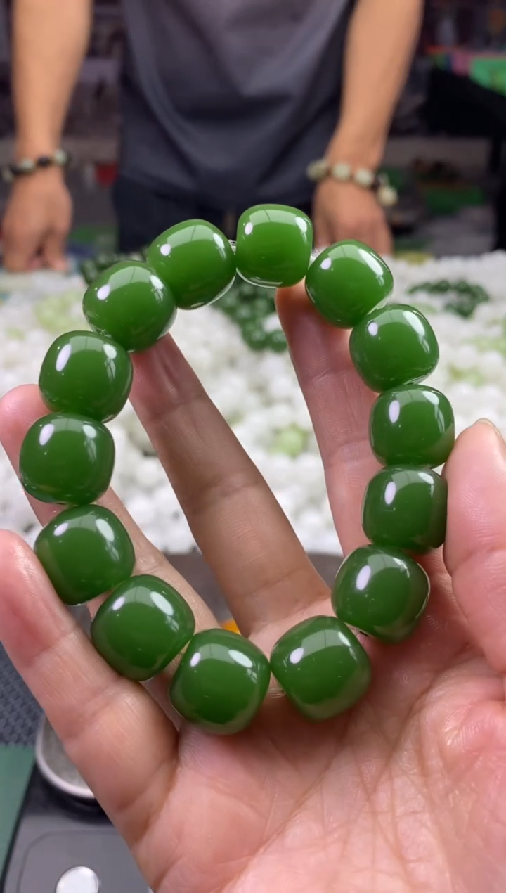 天然玉石未镶嵌颈饰