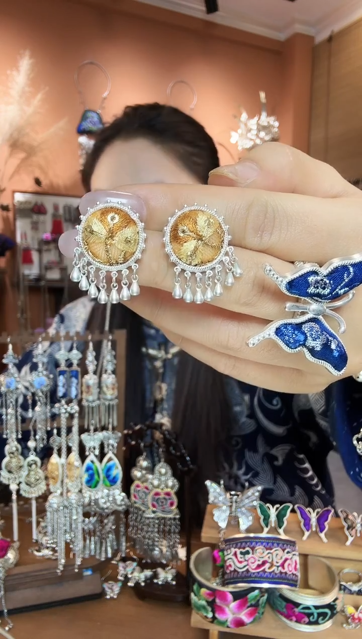 刺绣纯手工民族风耳环