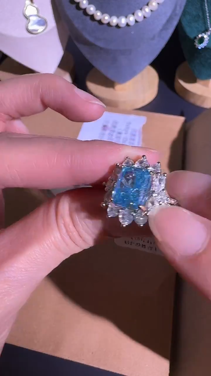 无925银 时尚饰品如图所示88888888888