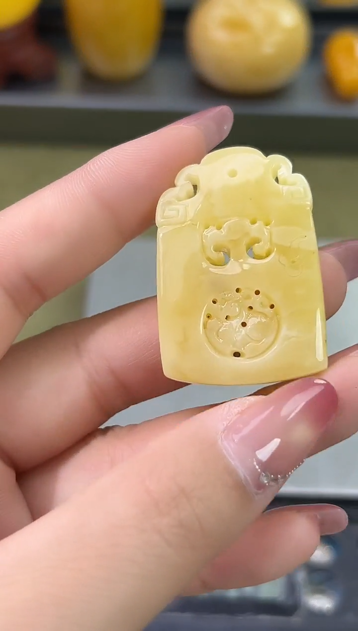 裸石琥珀未镶嵌天然琥珀蜜蜡吊坠