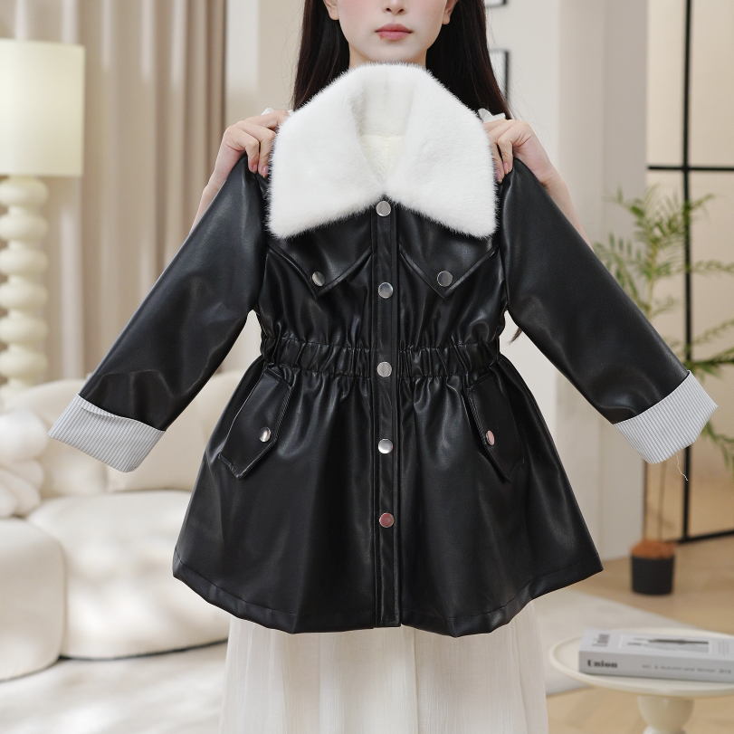 2025女童秋冬季洋气皮衣外套设计感百搭加绒保暖加厚连衣裙D17745