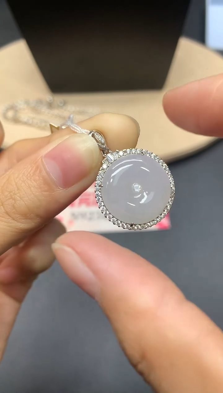 【闪购商品】翡翠吊坠(不含链)银S925镶嵌平安扣【多样性发其一】