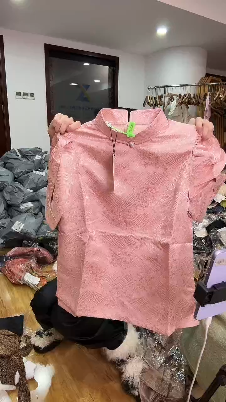 L码        105-115斤   半袖