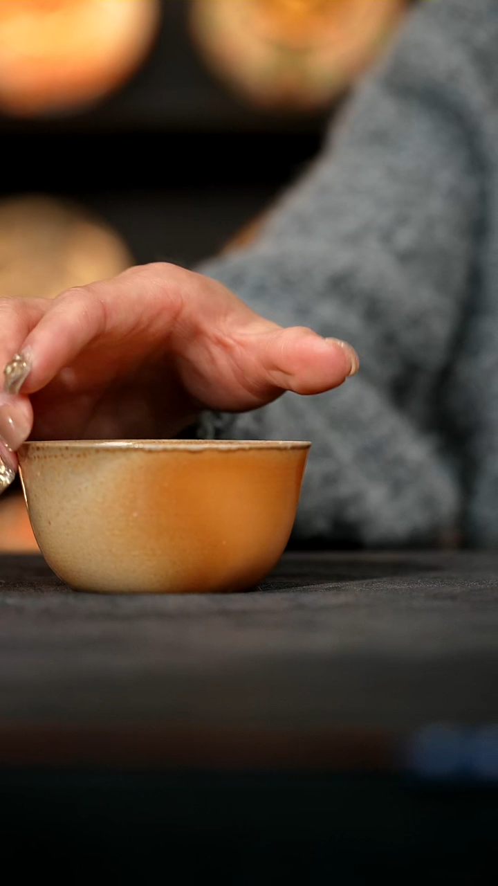 金丝楠木落灰卧足杯70ml