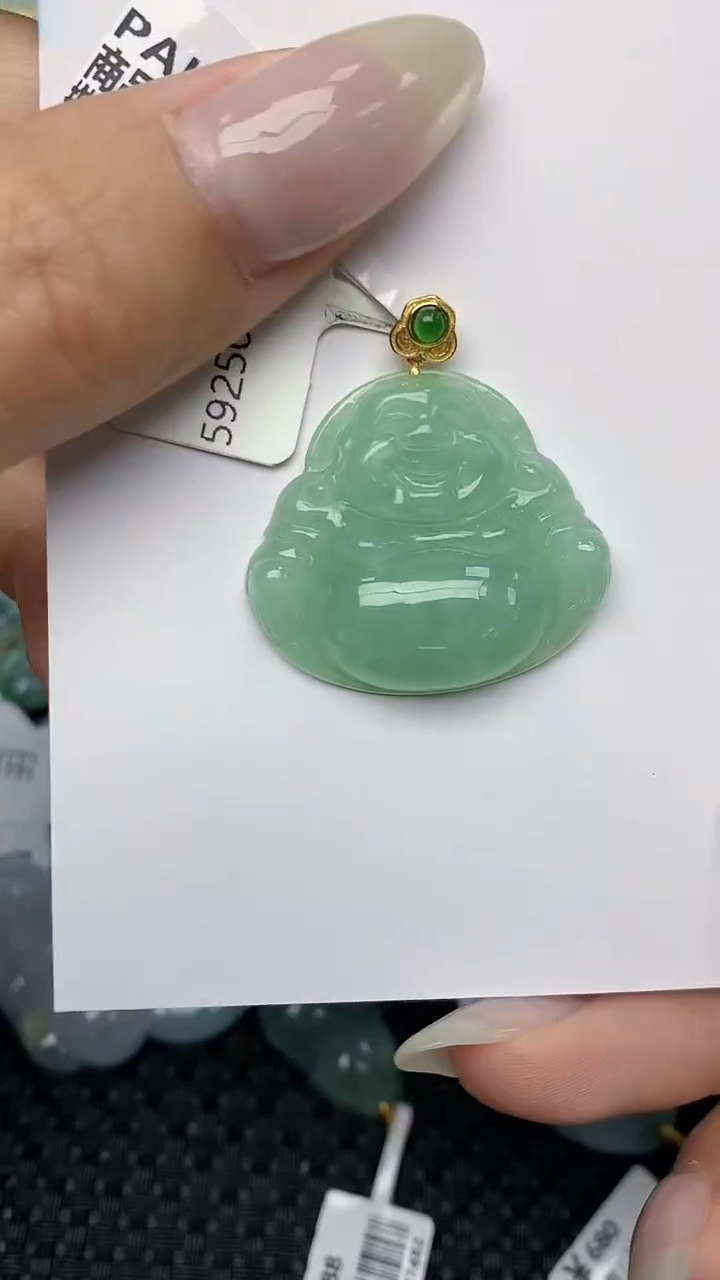 翡翠未镶嵌颈饰天然翡翠a货