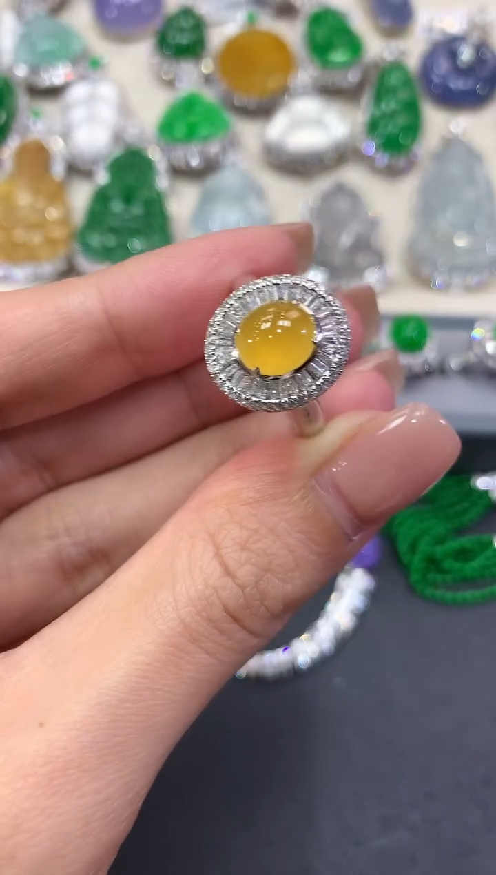 【闪购商品】翡翠戒指18K金镶嵌w123     