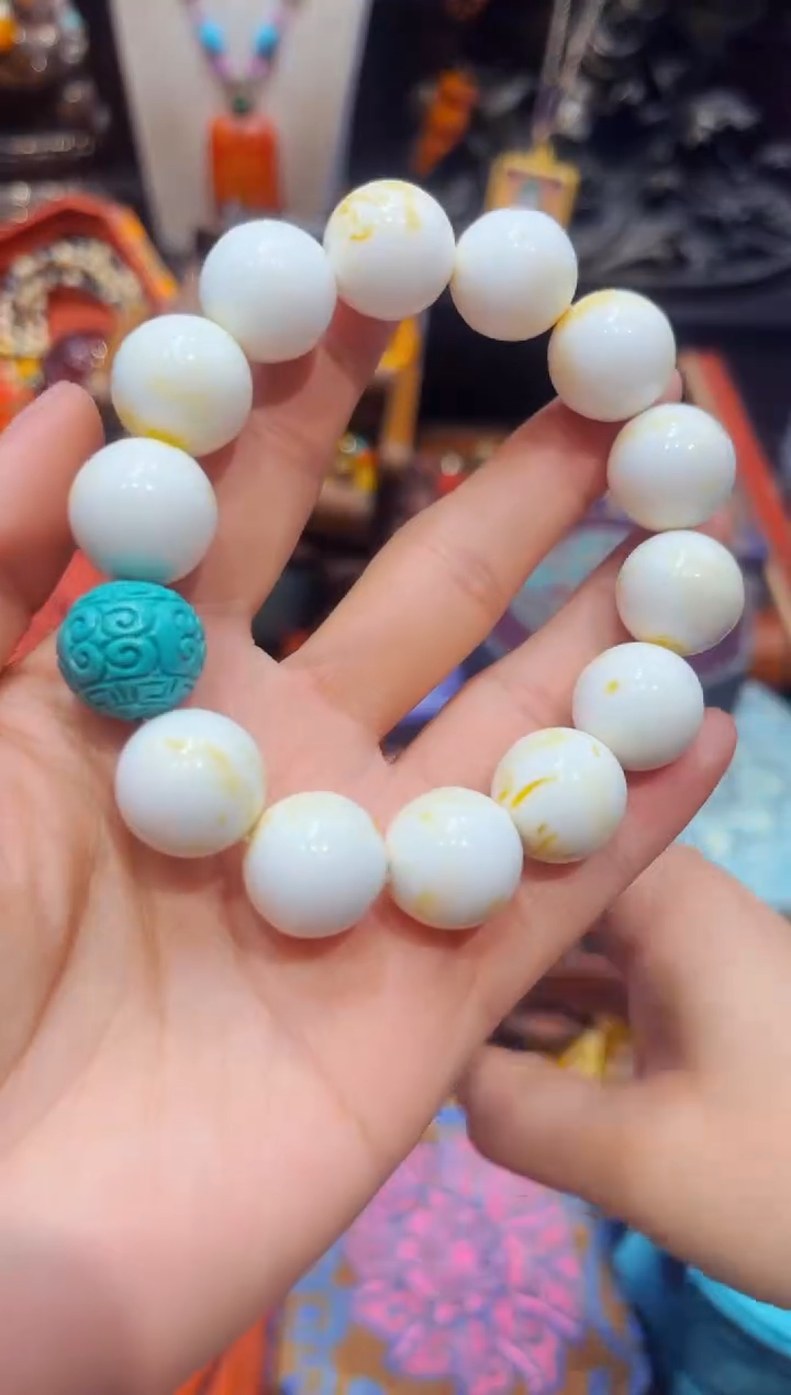 【闪购商品】蜜蜡裸石未镶嵌欣妹专属精选链接b43535