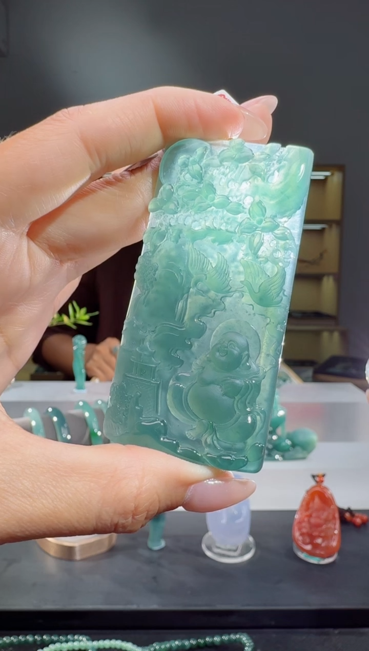 吊坠(赠链)未镶嵌翡翠佛公（多样性发其一）