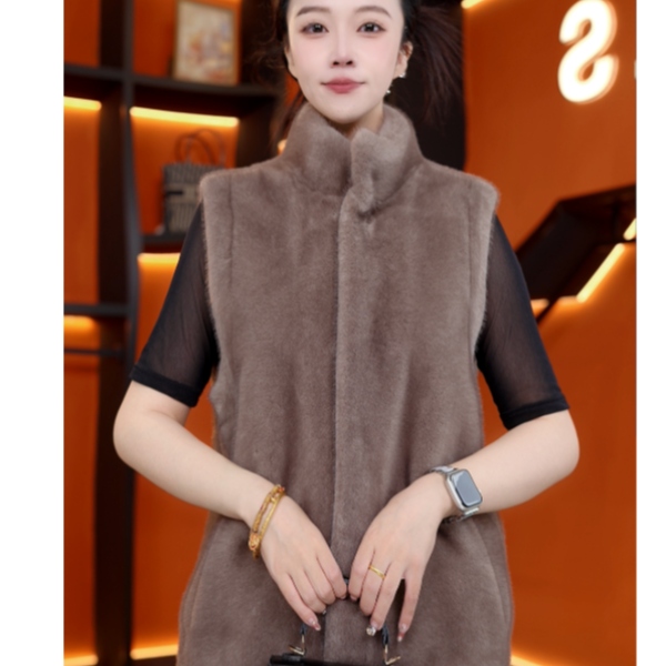 2025新款灰棕色宽松马甲气质女装时尚加厚外套