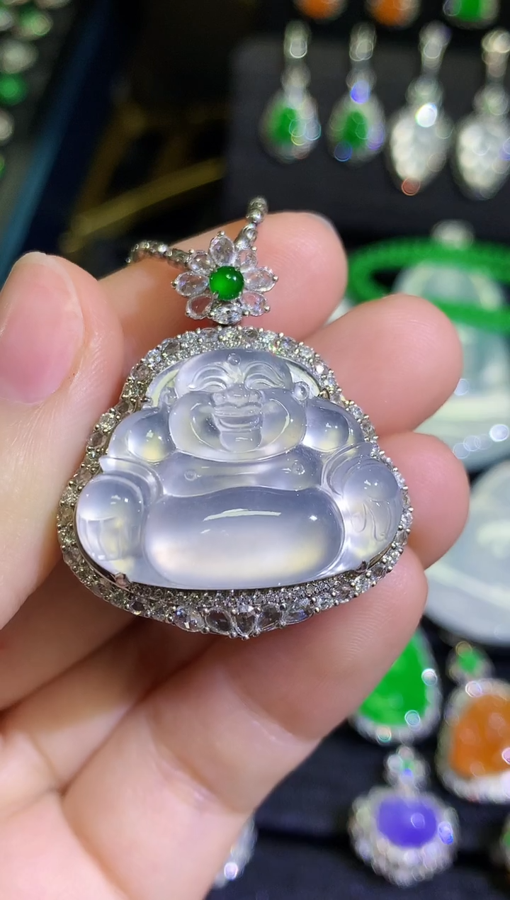【闪购商品】翡翠颈饰18K金镶嵌玻璃种极光白弥勒佛一刀切 