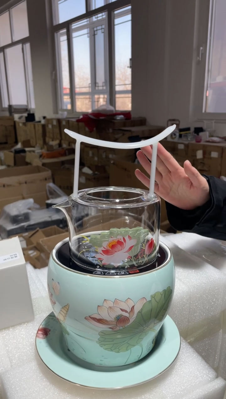 鹊桥壶白玉把荷花