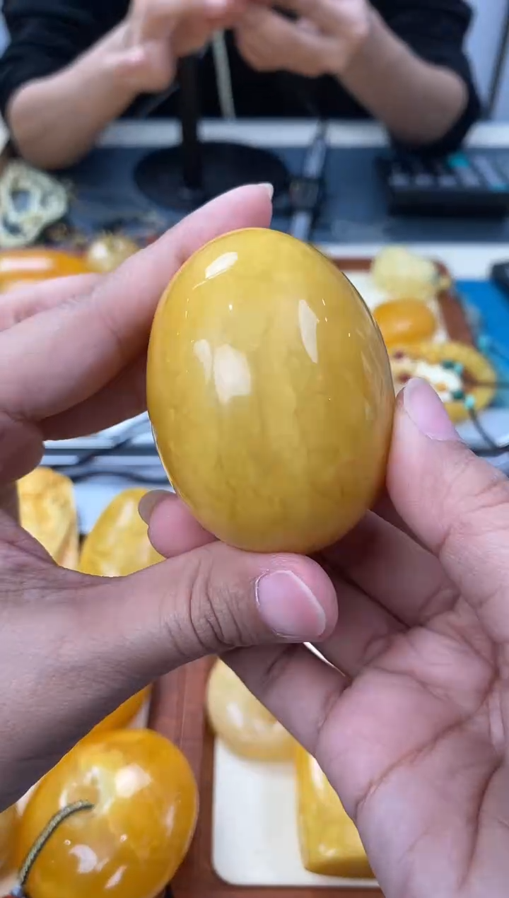 【闪购商品】琥珀裸石未镶嵌天然琥珀蜜蜡蛋面