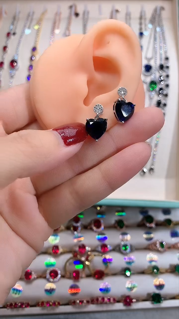 【闪购商品】蓝宝石耳饰银S925镶嵌银色