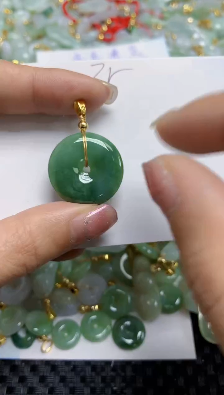 【闪购商品】翡翠颈饰合金天然A货翡翠