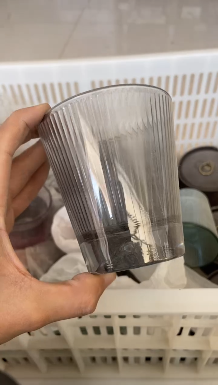 杯无运费险有瑕疵的摄影的产品有使用过的痕迹有点脏介意勿拍