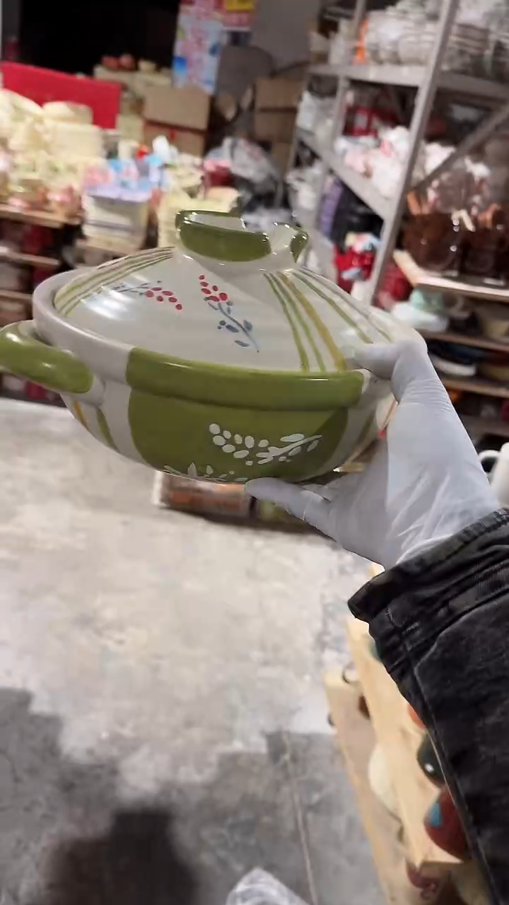 陶瓷2.5升条纹砂锅微瑕 凑满20元包邮