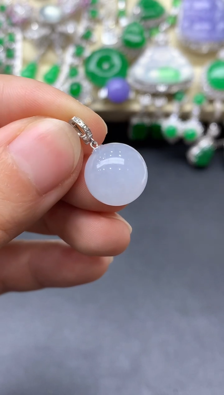 颈饰18K金镶嵌翡翠76-中国好珍宝