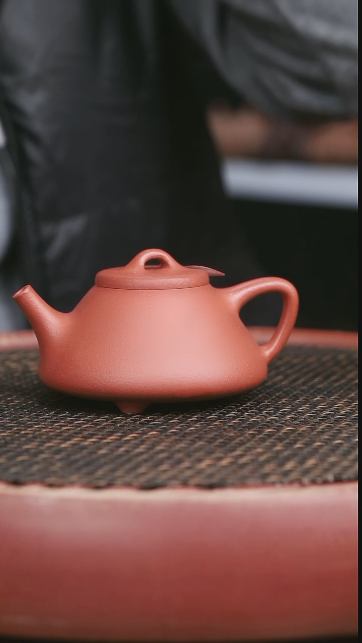 茶壶紫砂大红泥子冶石瓢200CC