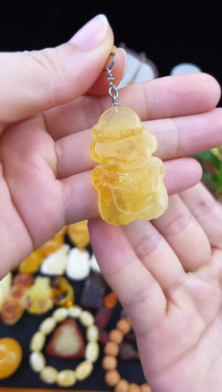 琥珀未镶嵌珠宝奇石柒月