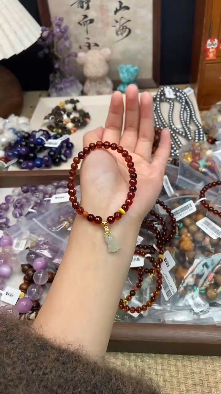 手链血珀未镶嵌446