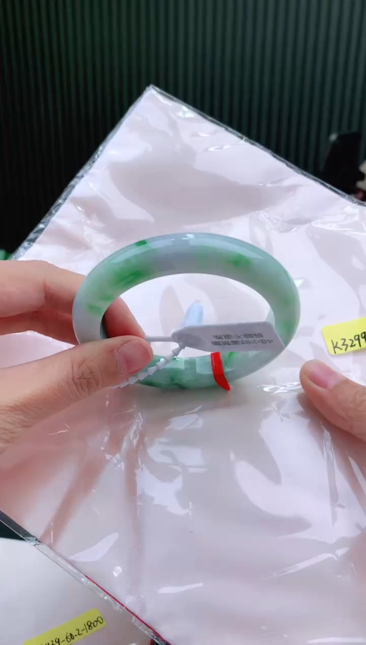 未镶嵌手镯翡翠59